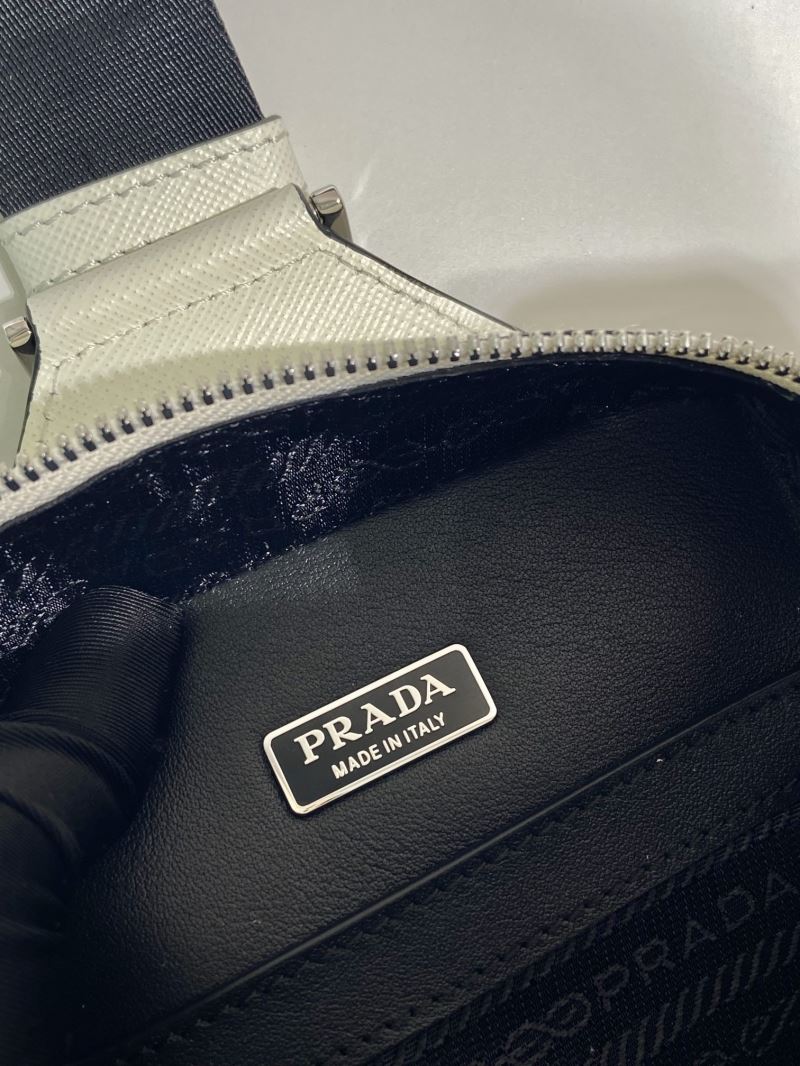 Pra*a waist chest packs